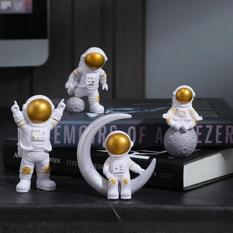Conjunto de 4 Esculturas de Astronauta - Home Premium Brasil